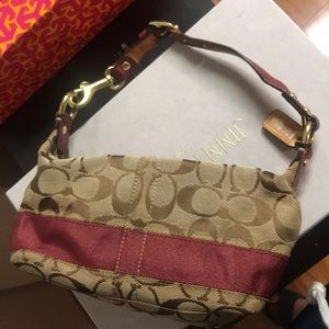 Small coach shoulder bag with matching wallet